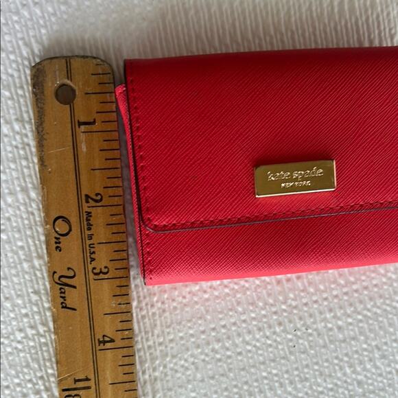 Kate Spade Petty Laurel Way Saffiano Leather Key Chain Wallet Hotchili Red - Picture 7 of 8